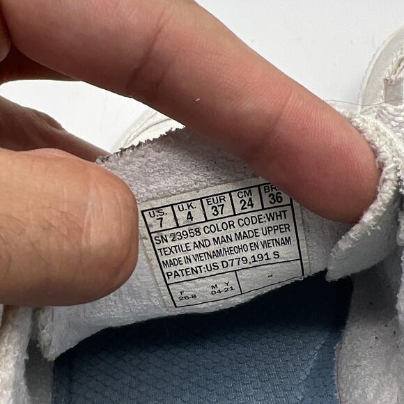 Skechers Shoes Womens Size 7 Madison Ave Take A Walk Sneakers White Canvas 23958 - Picture 12 of 12